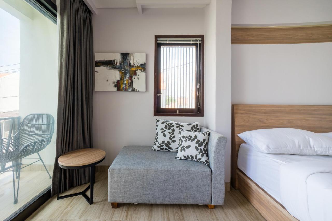 Little Nuts Villas Jimbaran Buitenkant foto